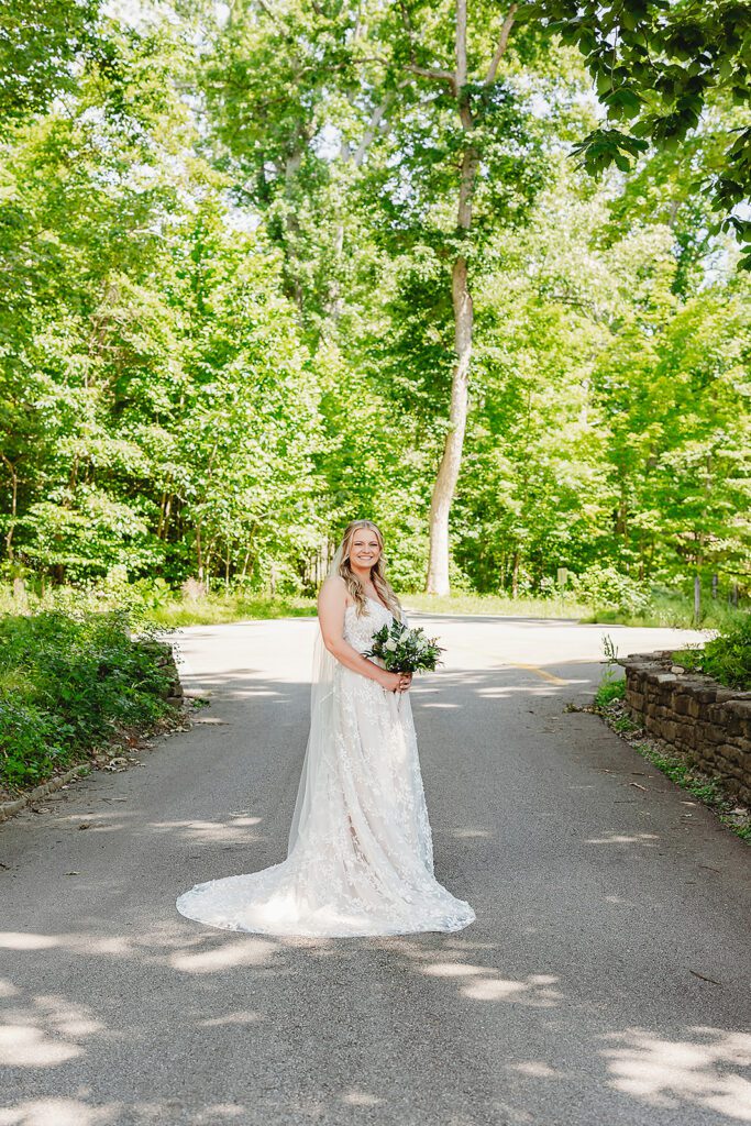 Groesbeck Estate at Cincinnati Nature Center Bride