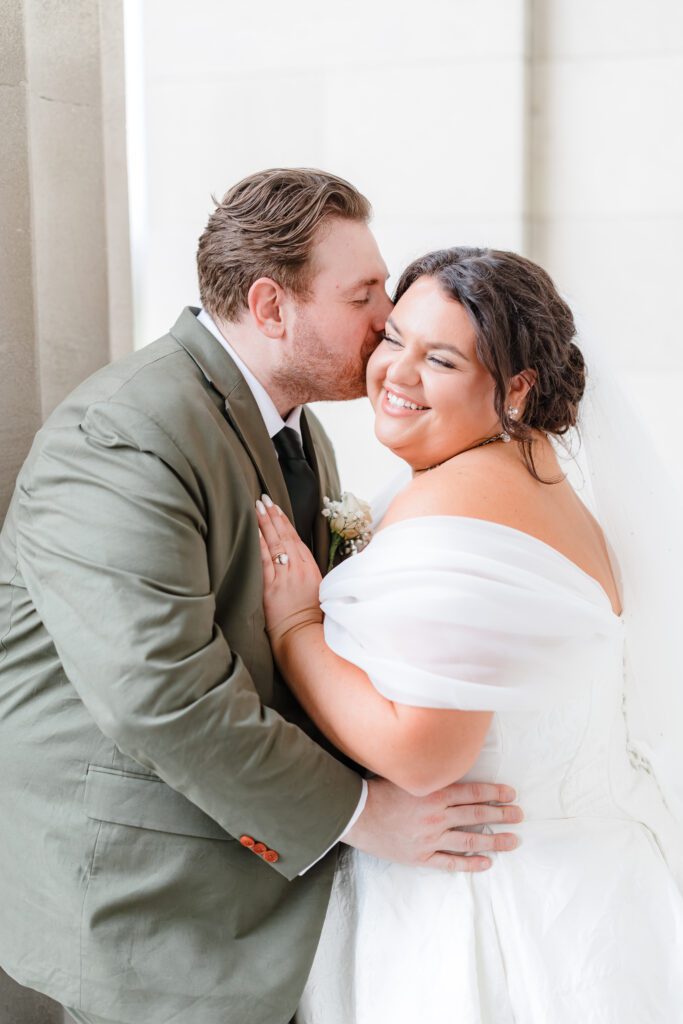 The Cincinnati Art Museum Bride and Groom