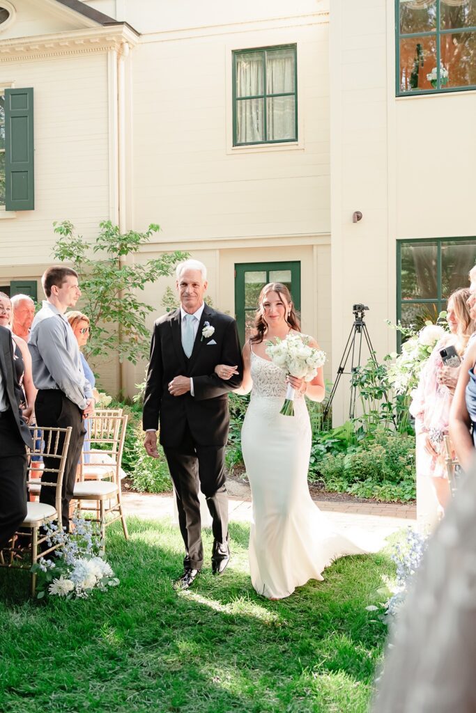 Wedding Ceremony in Garden at Taft Museum of Art